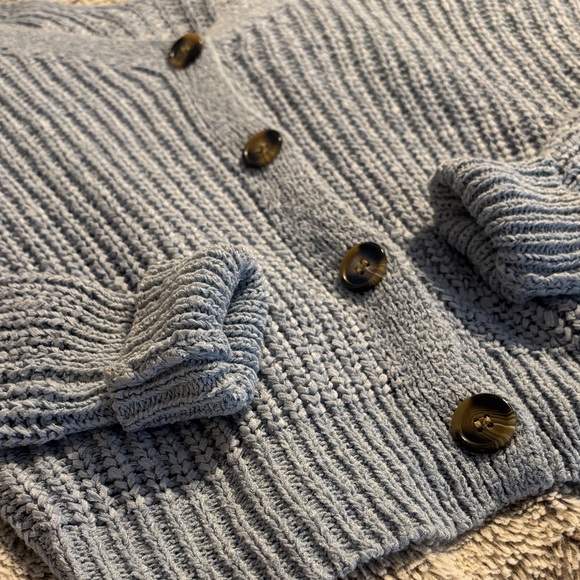 Moon & Madison Sky Blue Button-Up Cardigan - Picture 2 of 4